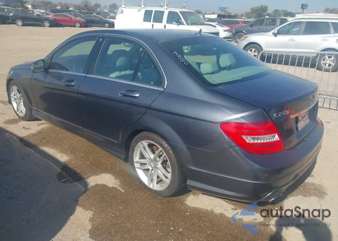 2014 Mercedes-Benz C 250 Sport from USA, damaged, VIN WDDGF4HB7EA949580